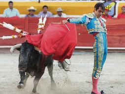 Arturo Macías el “Cejas” vuelve a la Nuevo Progreso, en una tarde que promete con el debut de Joaquín Galdós y la reaparición de Leo Valadez. NOTIMEX
