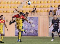 Leones Negros no pudo mantener su ventaja en el marcador y a cuatro minutos del final fueron igualados por los Alebrijes. ALEBRIJES DE OAXACA