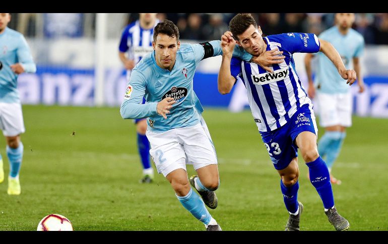 Nestor Araujo fue titular en el empate. EFE