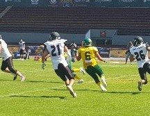 Un error de Christopher Reyes, mariscal de campo de los Tequileros, impidió la remontada. EL INFORMADOR/F. Monclova