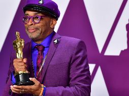 Lee se llevó a casa el galardón por mejor guion adaptado por ''BlacKkKlansman'', una historia sobre un policía negro que consiguió infiltrarse en los estratos más altos del Ku Klux Klan. AFP / F. J. Brown