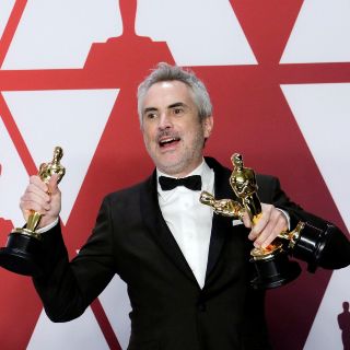 López Obrador felicita a Alfonso Cuarón por Oscar de "Roma"