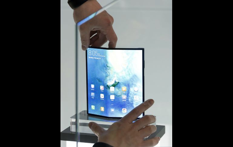 El nuevo terminal plegable de la marca china Huawei Mate X.