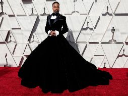 Billy Porter cautivó a la audiencia de los Premios Oscar con un atuendo único en la velada. EFE / E. Laurent