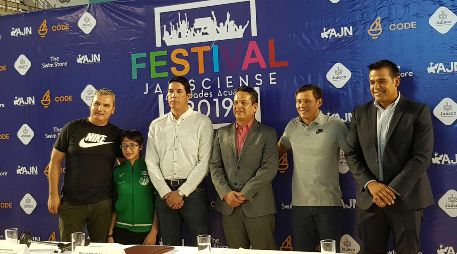 Este día se anunció que el festival arrancará el 28 de febrero con el Torneo de la Amistad de Polo Acuático, y concluirá el 30 de marzo con la culminación del Campeonato Estatal de Natación. EL INFORMADOR / D. Reos