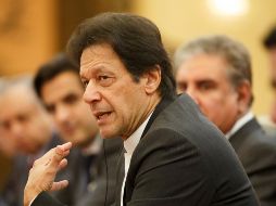 El llamado al diálogo de Khan tuvo lugar poco después de que el Ejército de Pakistán aseguró haber derribado dos aviones indios en el espacio aéreo pakistaní y del arresto de dos pilotos indios. REUTERS / T. Peter