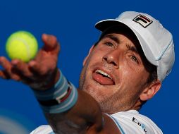 A Isner le tomó una hora y seis minutos vencer a su compatriota Querrery. AP/R. Blackwell
