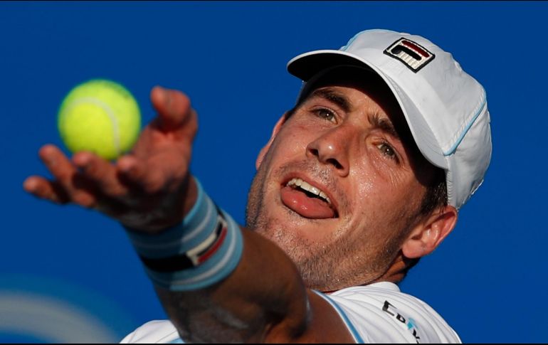 A Isner le tomó una hora y seis minutos vencer a su compatriota Querrery. AP/R. Blackwell