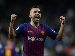 El anuncio pone fin a varias semanas de incertidumbres en torno a la renovación del jugador, que en varias ocasiones había mostrado su deseo de continuar en el club azulgrana. AP / M. Fernández