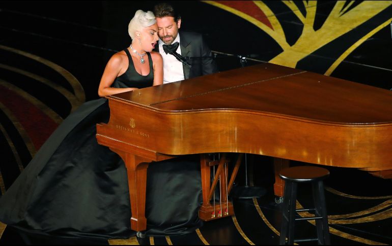 Señaló que el número se trataba sobre una canción de amor en una historia de amor y que habían ''trabajado toda la semana para esa actuación''. REUTERS / M. Blake