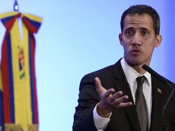 Guaidó, que ya es reconocido como presidente interino de Venezuela por unos 50 Gobiernos, llegó a Argentina procedente de Paraguay. AFP/J. Mabromata
