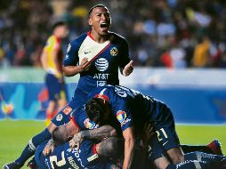 Los jugadores del América celebraron a todo pulmón el empate 2-2 in extremis, luego de estar en desventaja de 0-2. AFP