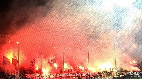 Medios anunciaron que los agresores lograron escapar antes de la llegada de la policía. TWITTER