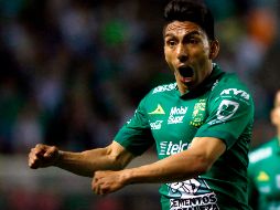 Ángel Mena celebra una de sus anotaciones. AFP/G. Becerra