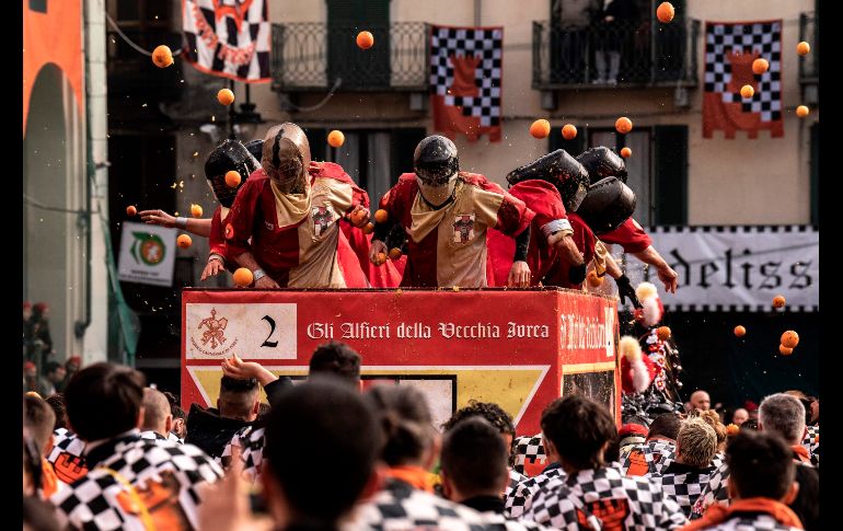 Habitantes participan en la 