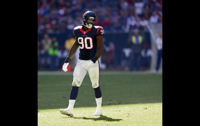 Durante su trayectoria cuenta con 29 capturas de quarterback. AP