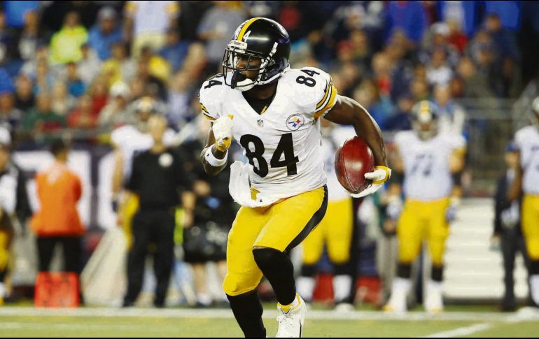 Antonio Brown llegó a los Steelers de Pittsburgh en 2010, pero ahora busca un cambio a otro equipo. AP