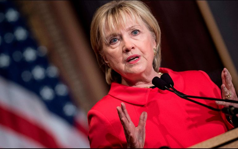 ''Quiero asegurarme de que la gente entienda que voy a seguir hablando. No voy a ir a ninguna parte'', destacó la demócrata, quien perdió los comicios presidenciales de 2016. AFP / ARCHIVO