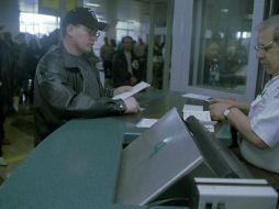 El Mandatario asegura que está limpiando el Gobierno 