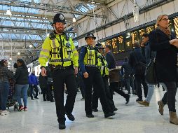 Según autoridades, el Aeropuerto de la Ciudad de Londres está ''funcionando normal'' y ''los vuelos no se ven afectados'' por la investigación en curso. EFE / A. Rain