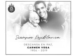 La aficionada rojiblanca celebró durante su vida los 12 títulos del Rebaño, el último conseguido en el pasado torneo Clausura 2017. TWITTER / @Chivas