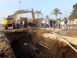 Desde el miércoles se trabaja en la construcción de piezas específicas solicitadas que se instalarán para reforzar la estructura del tubo de 48 pulgadas. ESPECIAL / Coordinación General de Gestión del Territorio