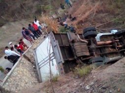 De acuerdo con autoridades, el conductor perdió el control del vehículo cerca del pueblo de Francisco Sarabia. EFE / Novedades de Tabasco