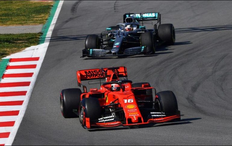 Para lograr este punto extra, el coche que logre la vuelta rápida debe clasificarse entre los diez primeros de la carrera, como ya ocurre en la Fórmula Eléctrica. ESPECIAL / formula1.com
