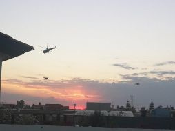 Ayer, varios helicópteros de la Marina Armada de México sobrevolaron esste municipio, y uno de ellos descendió en un terreno. TWITTER