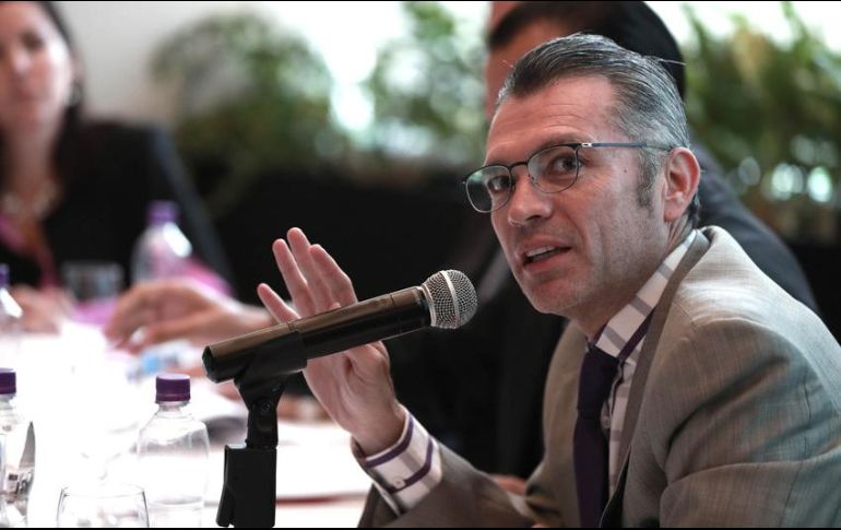 Higuera se compromete a realizar una transmisión en vivo para que Mariano Varela, director deportivo, explique a la afición las variantes del técnico José Saturnino Cardozo. SUN/ARCHIVO