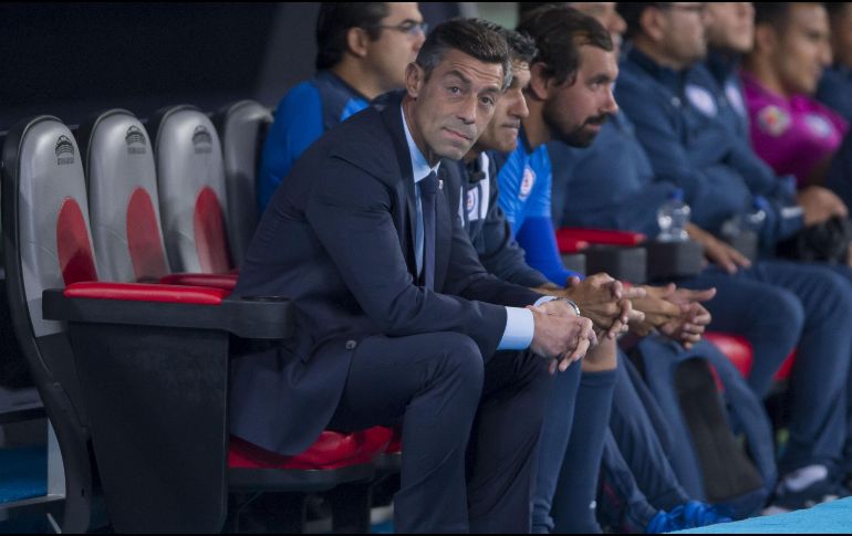 Pedro Caixinha dirigió anoche su partido número 50 en el futbol mexicano. MEXSPORT/C. De Marchena