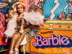 Según un comunicado de Mattel, en estas seis décadas se han hecho muñecas Barbie que representan más de 200 profesiones y oficios. EFE/ G. Viera
