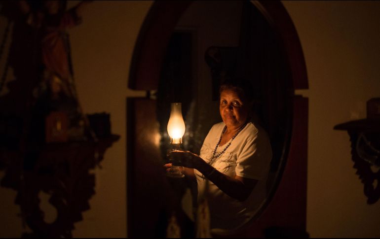 Venezuela se quedó sin luz debido a que el Sistema Eléctrico Nacional fue objeto de múltiples ataques cibernéticos. AFP / C. Hernández