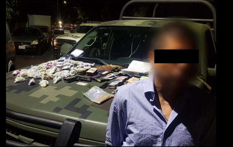 La pareja fue detenida por una de las Bases Operativas Interinstitucionales (BOIS), una estrategia implementada por los tres niveles de gobierno. ESPECIAL