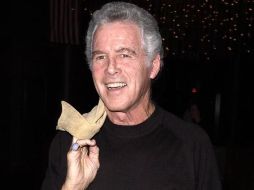 Allan interpretó a Rush Sanders, padre de Steve Sanders (Ian Ziering), en la serie juvenil. ESPECIAL / people.com