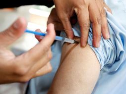 Según las disposiciones de las autoridades de Salud las vacunas obligatorias, que son gratuitas, incluye a toda la población que va de cero a 16 años. NTX / ARCHIVO