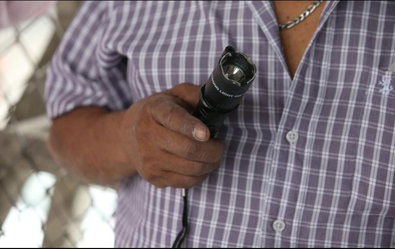 La propuesta indica que tampoco se consideran objetos o instrumentos prohibidos las armas electrónicas que produzcan efectos pasajeros en el organismo humano. EL INFORMADOR / ARCHIVO