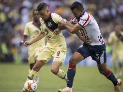 Uribe (I) afirma que los duelos ante Cruz Azul y Pumas son más pasionales. MEXSPORT/ARCHIVO