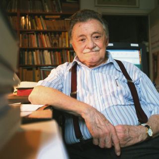 Homenajea a Mario Benedetti