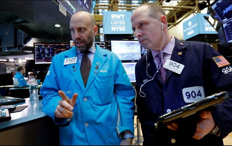 En la misma tendencia abre el NYSE Composite, que sube 51.98 puntos (0.41 por ciento), al ubicarse en 12 mil 634.79 unidades. AP / ARCHIVO