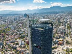 La tarde de este miércoles fueron evacuadas las oficinas de la Torre BBVA Bancomer en Paseo de la Reforma y en Mariano Escobedo en la Ciudad de México. FACEBOOK / BBVA Bancomer