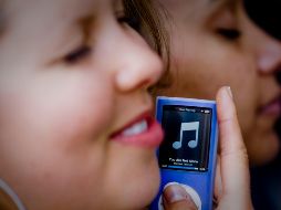 Las políticas de Apple limita las opciones de los usuarios e impide una competencia real. AFP/Archivo