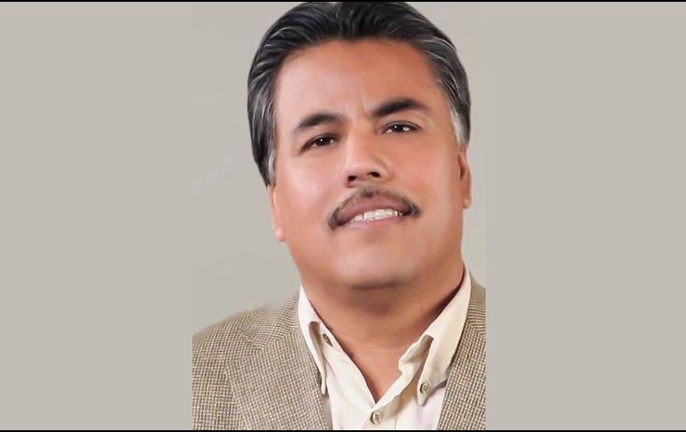 Barroso, de 47 años y quien conducía un programa de radio y dirigía un sitio de noticias, fue atacado en su domicilio donde recibió tres impactos de bala. TWITTER /