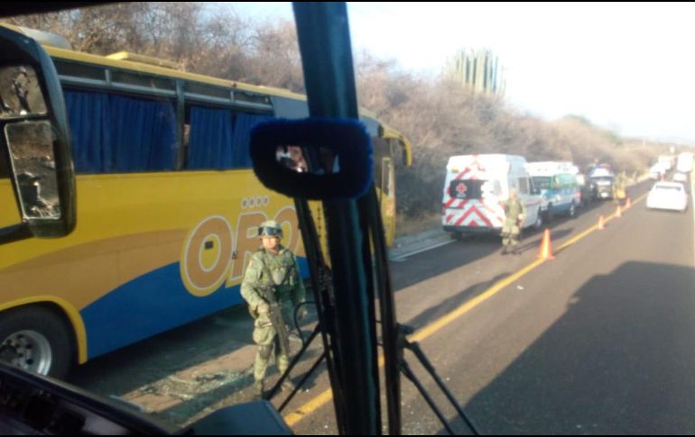 Los nueve heridos reciben atención médica en el Hospital General de Acatlán de Osorio. TWITTER/@JCarlos_Valerio