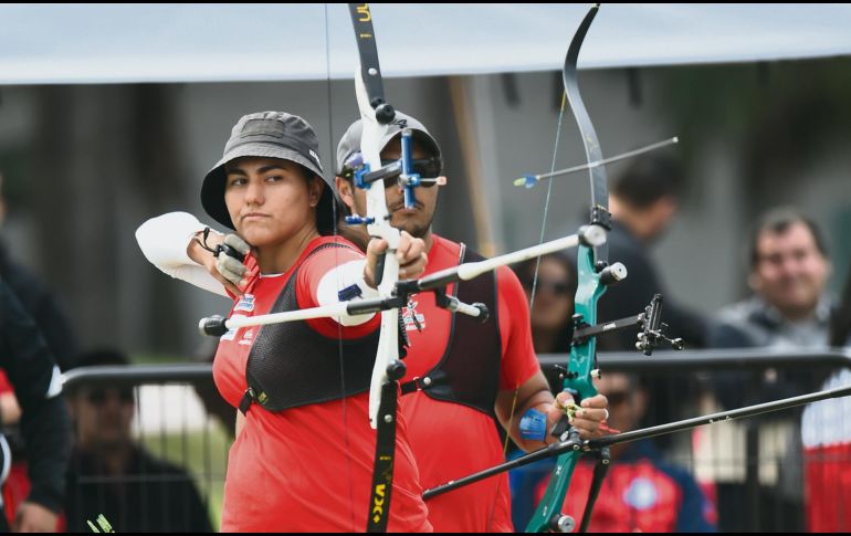 Alejandra Valencia impuso condiciones en arco recurvo. MEXSPORT
