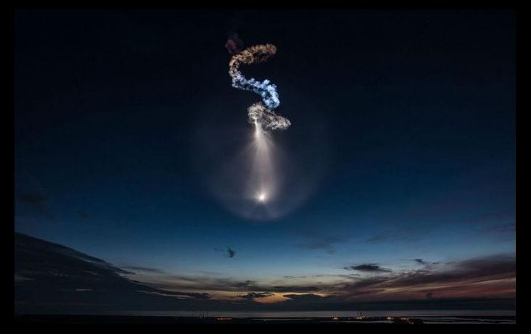 El meteorito explotó a unos 25. 6 kilómetros sobre la superficie de la Tierra, con una energía de impacto de 173 kilotones, según los datos de la NASA. TWITTER/ @NASA