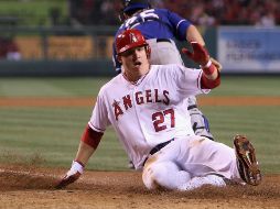 Trout percibirá un salario de 36 MDD anuales. Ningún pelotero en la historia del deporte ha firmado un vínculo por 400 millones. AFP / ARCHIVO