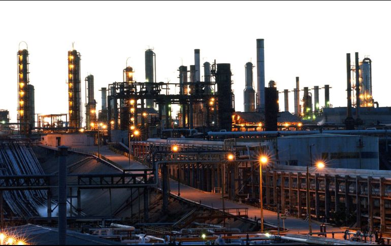 Hacia las 15:25 GMT, el barril de Brent del mar del Norte para entrega en mayo valía 68.22 dólares en Londres. EFE/ ARCHIVO