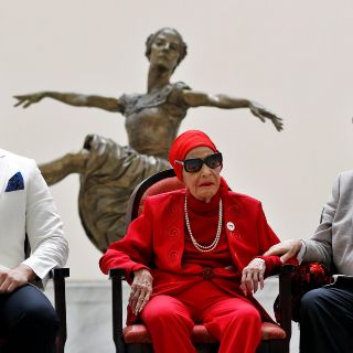 La bailarina Alicia Alonso es nombrada Estrella del Siglo por el ILM