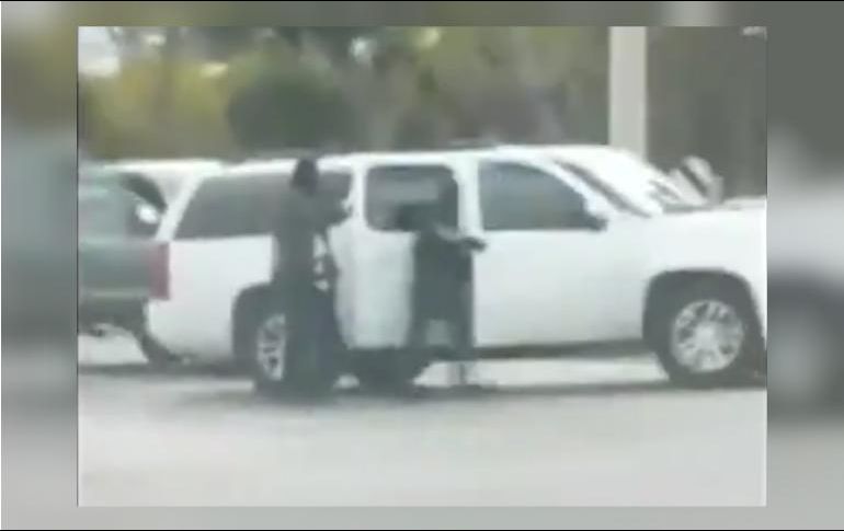 La policía de Tijuana informó que las personas que fueron plagiadas son dos hijos de un ex operador del cártel de los Arellano Félix, del cual no dio el nombre. ESPECIAL